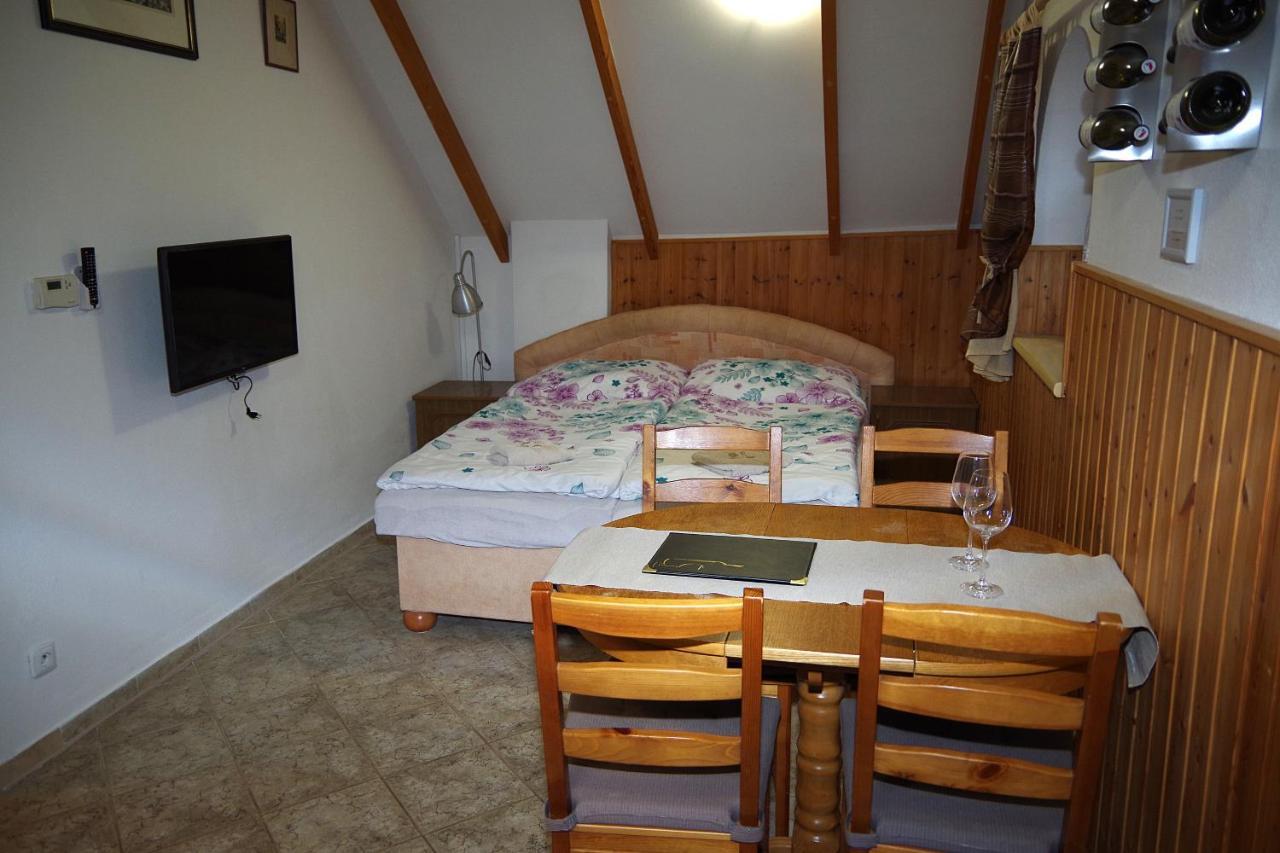 Apartmán Sklep u Veselých Mutěnice Exteriér fotografie