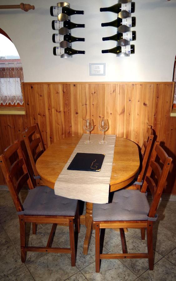 Apartmán Sklep u Veselých Mutěnice Exteriér fotografie